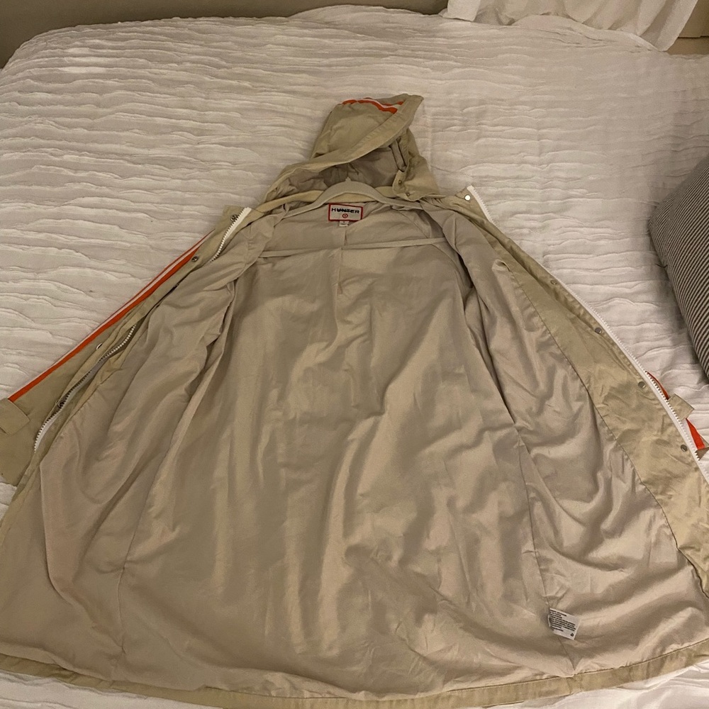 Hunter Raincoat Target - Picture 2 of 3
